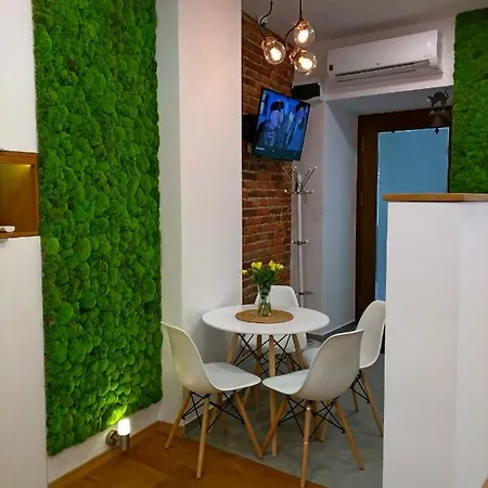 Starowislna Apartment *
